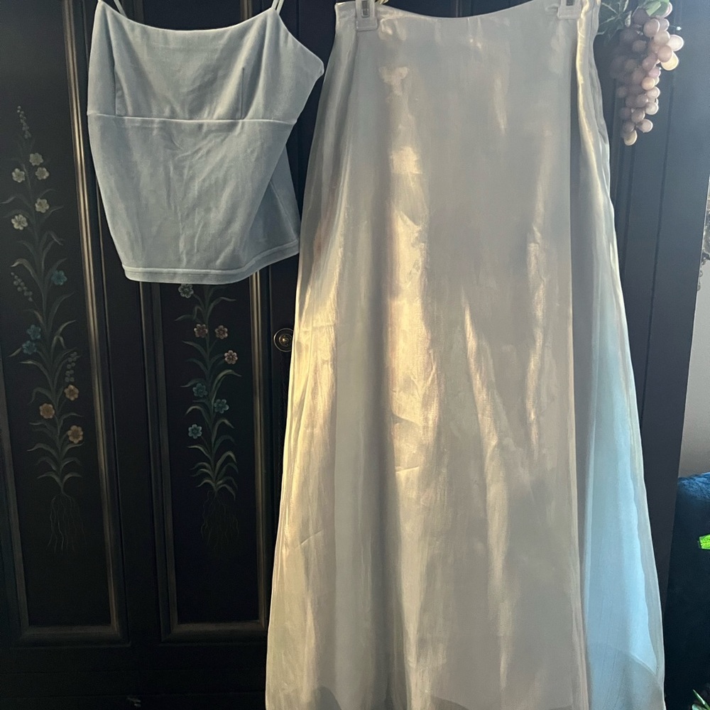 Junior size small color baby blue top stretch velvet&long skirt Nice